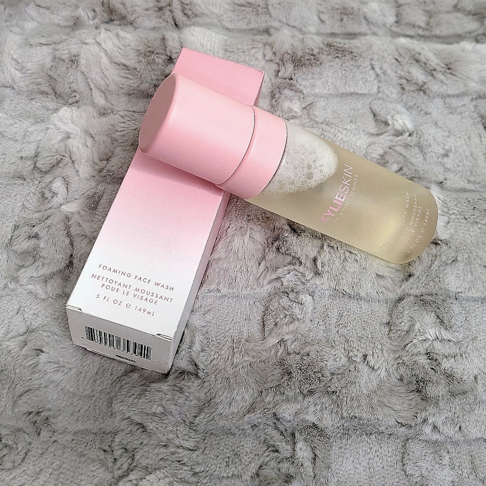 Kylie Skin By Kylie Jenner Foaming Face Wash NIB